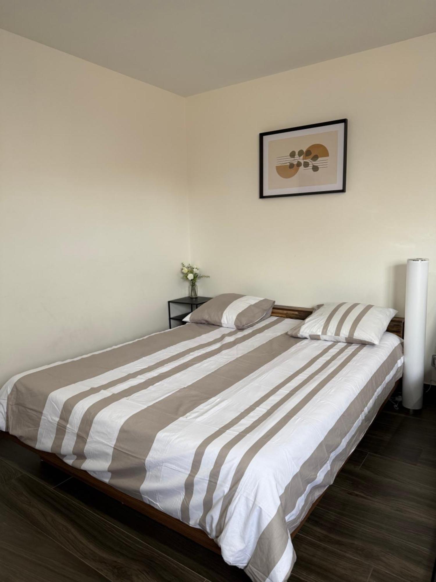 Studio, Maison, Rez De Chaussee, แปร์ปินญอง ภายนอก รูปภาพ